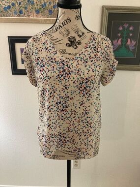 Forever 21 Cream V-Neck Blouse with Multicolor Triangle Print - Size Small